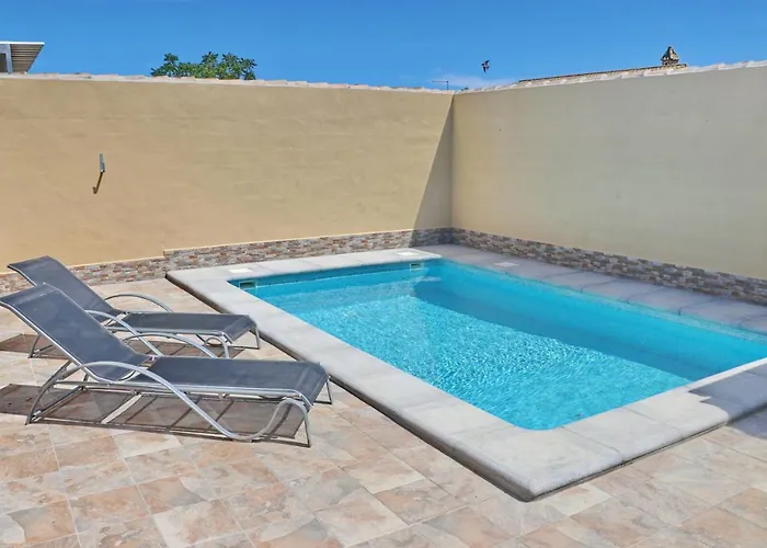 Con Piscina Privada Ferienhaus *